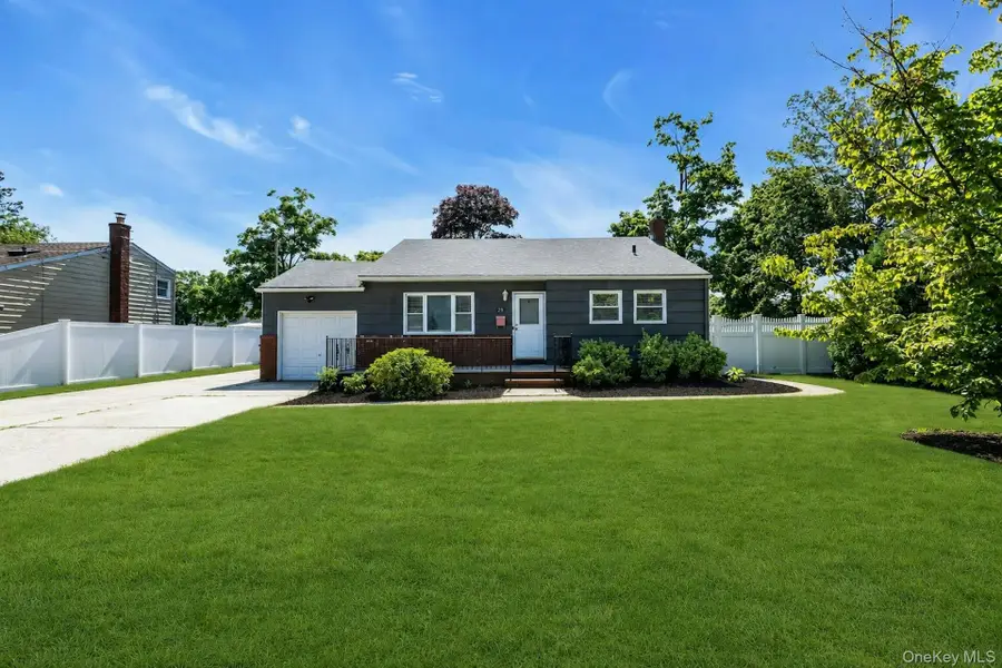 29 Edgewater Avenue, Bayport, NY 11705 - #3