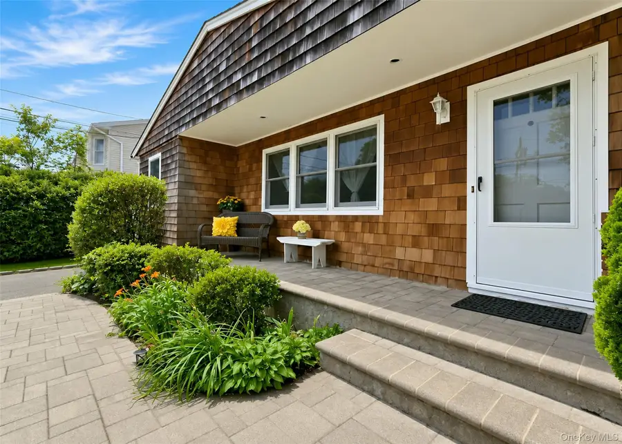 34 Barrett Avenue, Bayport, NY 11705 - #2