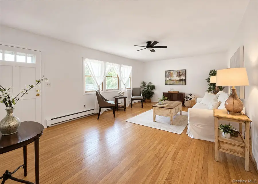 34 Barrett Avenue, Bayport, NY 11705 - #3