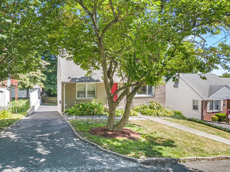 104 Lefferts Road, Yonkers, NY 10705 - #2