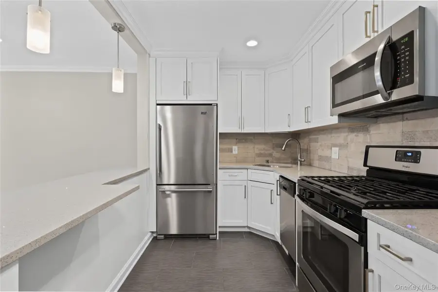 152 B N Broadway #2E, White Plains, NY 10603 - #3