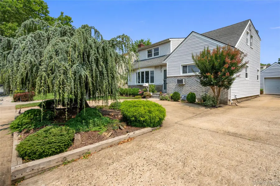 78 Ambrose Avenue, Malverne, NY 11565 - #3
