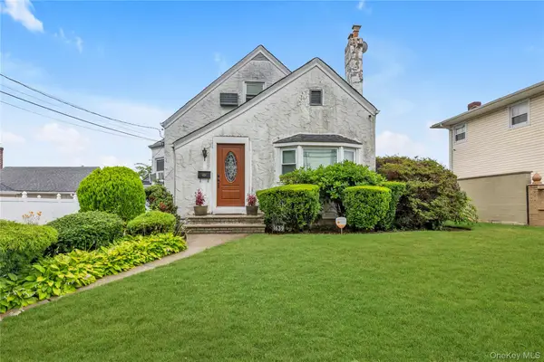 1639 Empire Street, Elmont, NY 11003