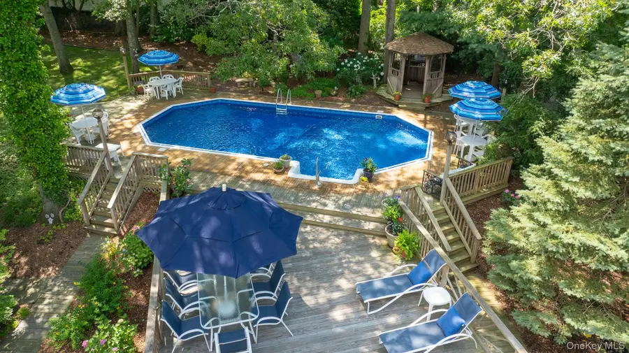 30 Mulberry Drive, Smithtown, NY 11787 - #2