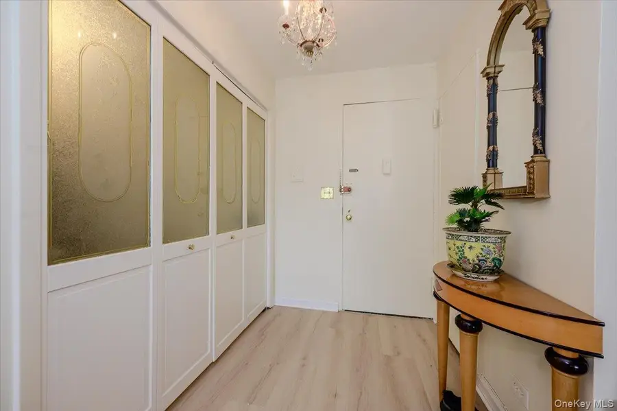 172-70 Highland Avenue #9-L, Jamaica, NY 11432 - #2