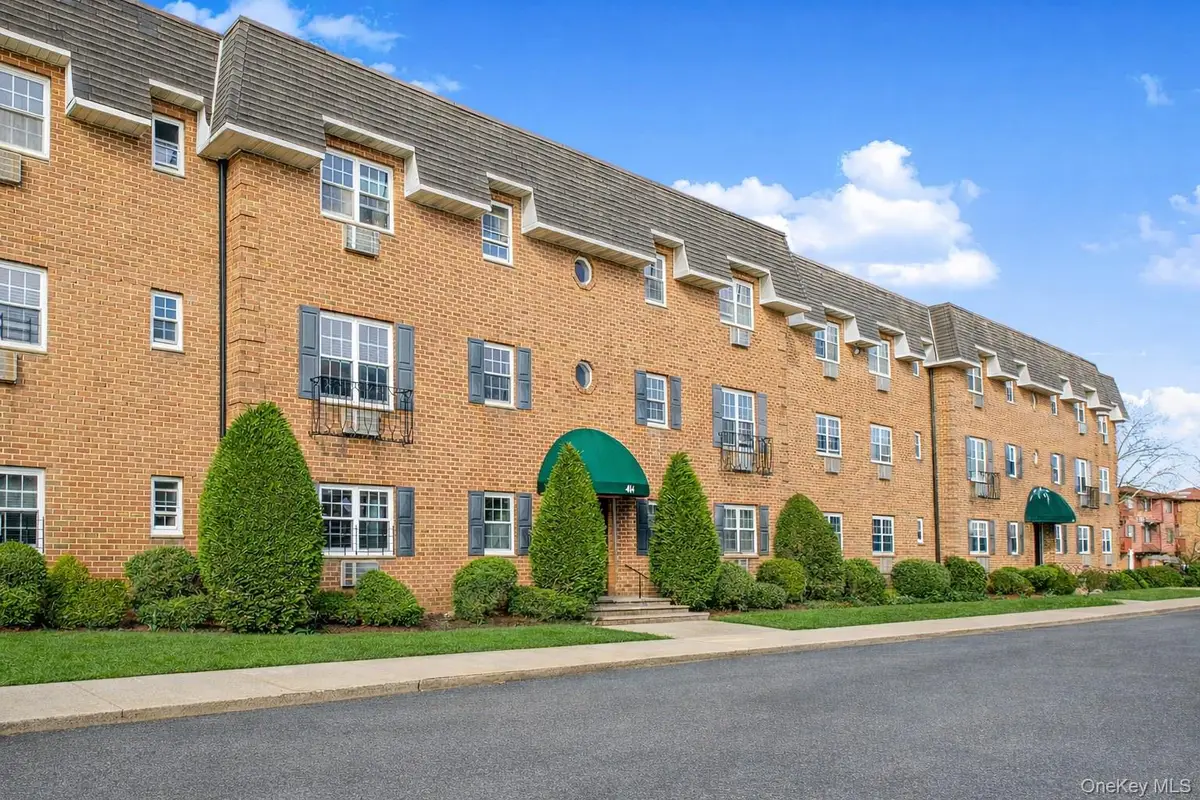 414 Maryland Avenue #2C, Staten Island, NY 10305 - #1