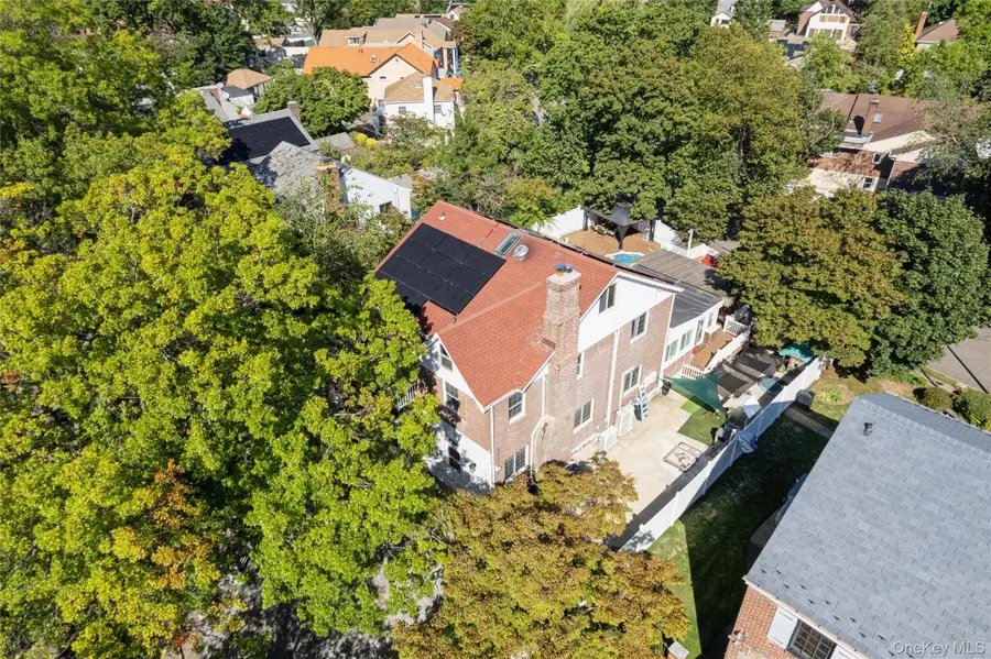 82-27 Utopia Parkway, Jamaica, NY 11432 - #3