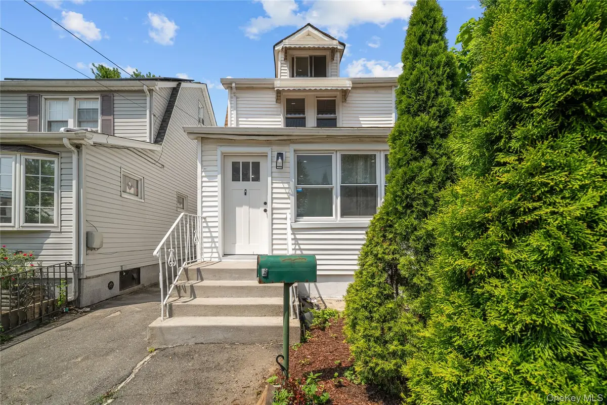 11422 212th Street, Cambria Heights, NY 11411 - #1