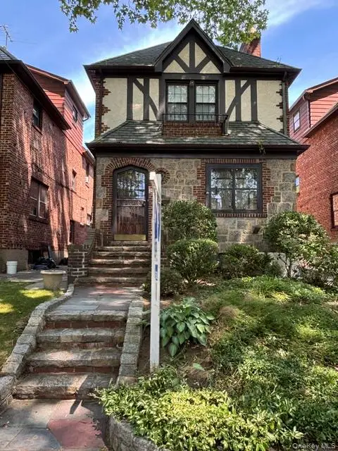 2603 168th Street, Flushing, NY 11358