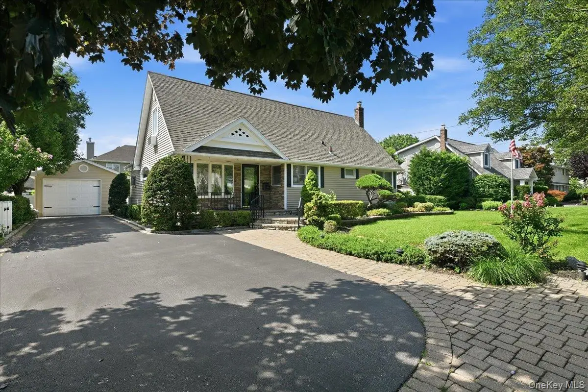 672 Westbury Avenue, Westbury, NY 11590 - #1