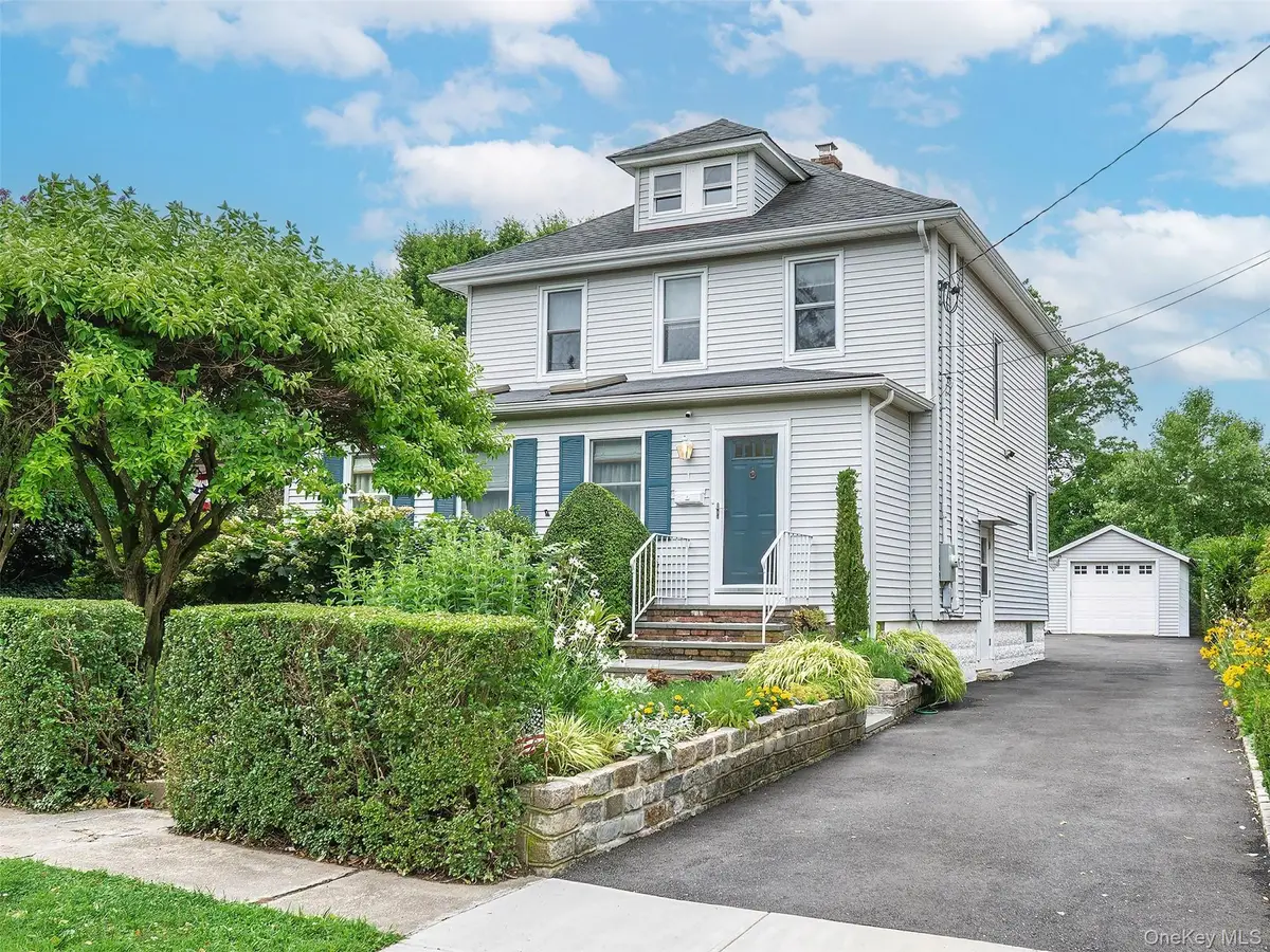 1 Raymond Street, Glen Cove, NY 11542 - #1