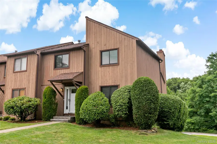 95 Wild Birch Farms, Cortlandt Manor, NY 10567 - #2