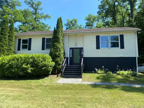 619 Creekside Road, Kingston, NY 12401
