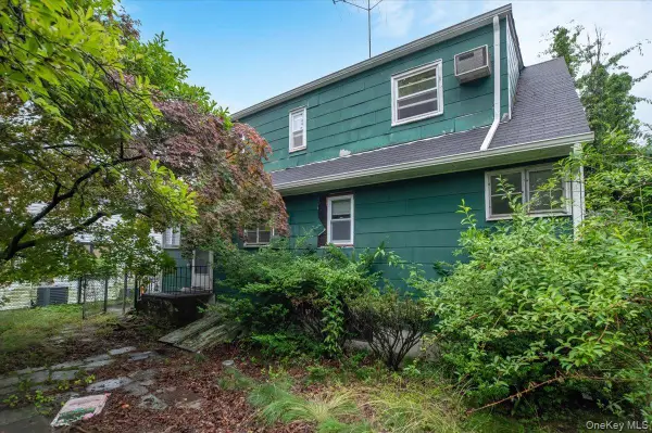 72 Twin Avenue, Spring Valley, NY 10977