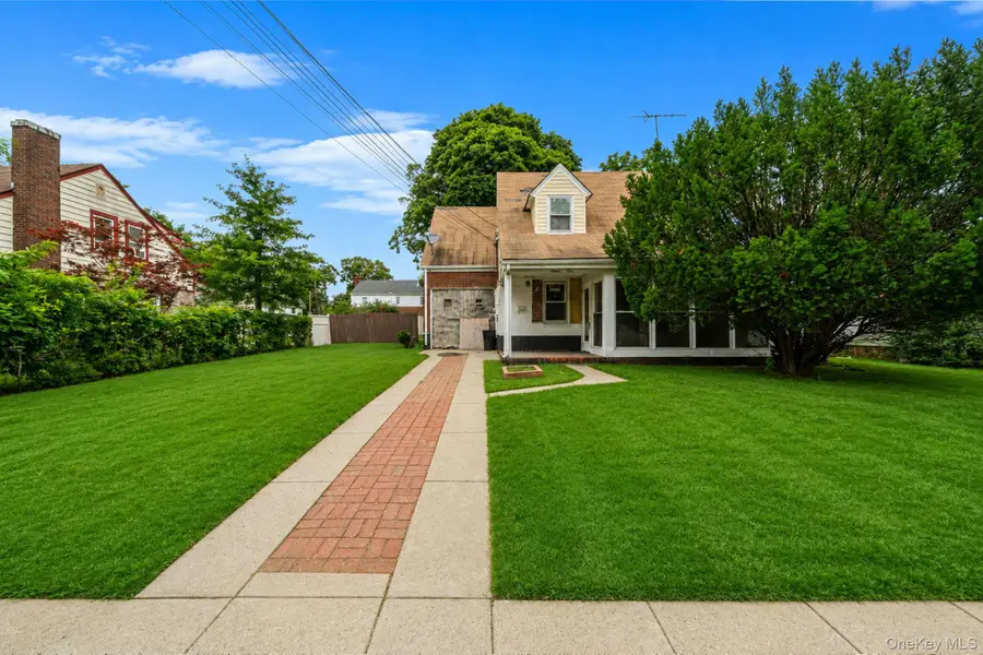 91 E Milton Street, Freeport, NY 11520 - #3