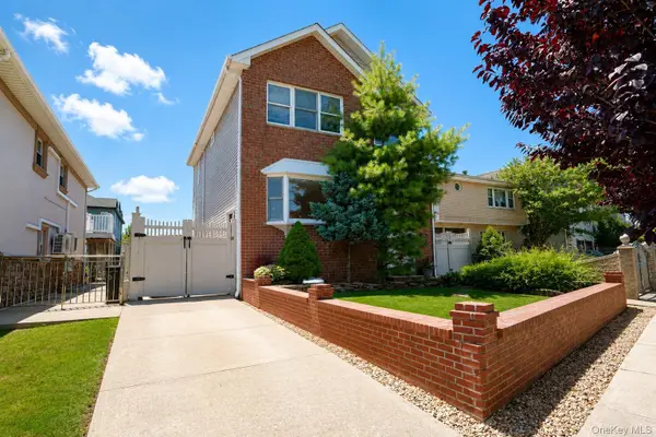124 Reid Ave, Staten Island, NY 10305