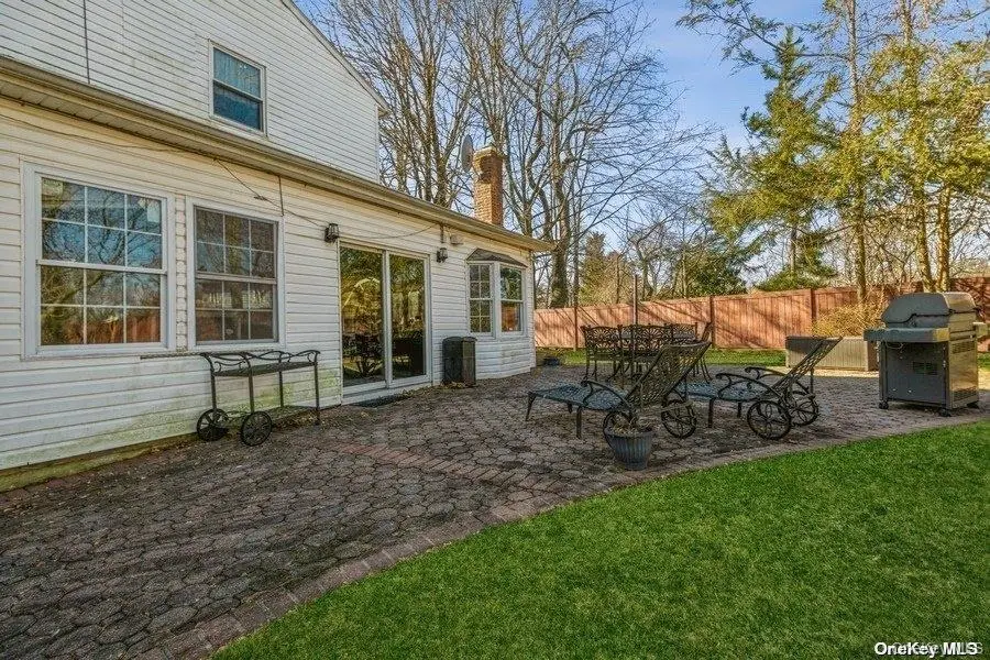 93 Beacon Hill Road, Port Washington, NY 11050 - #3