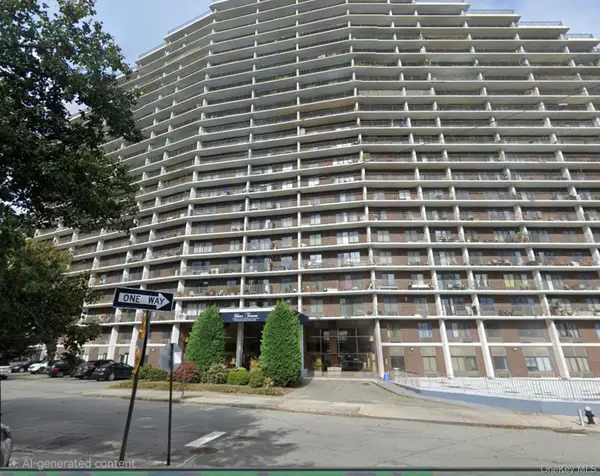 2540 Shore Boulevard #20N, Astoria, NY 11102