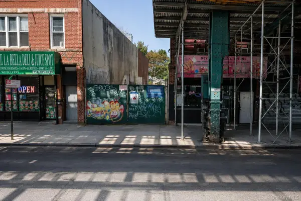 12513 Jamaica Avenue, Richmond Hill, NY 11418