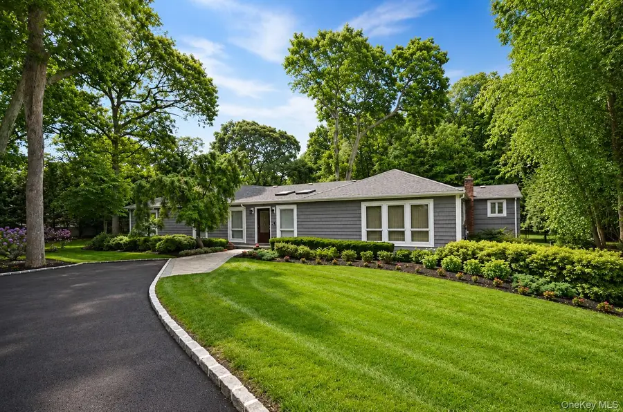 4 Durham Drive, Dix Hills, NY 11746 - #3
