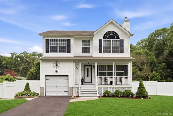 Address Withheld By Seller, Mastic, NY 11950