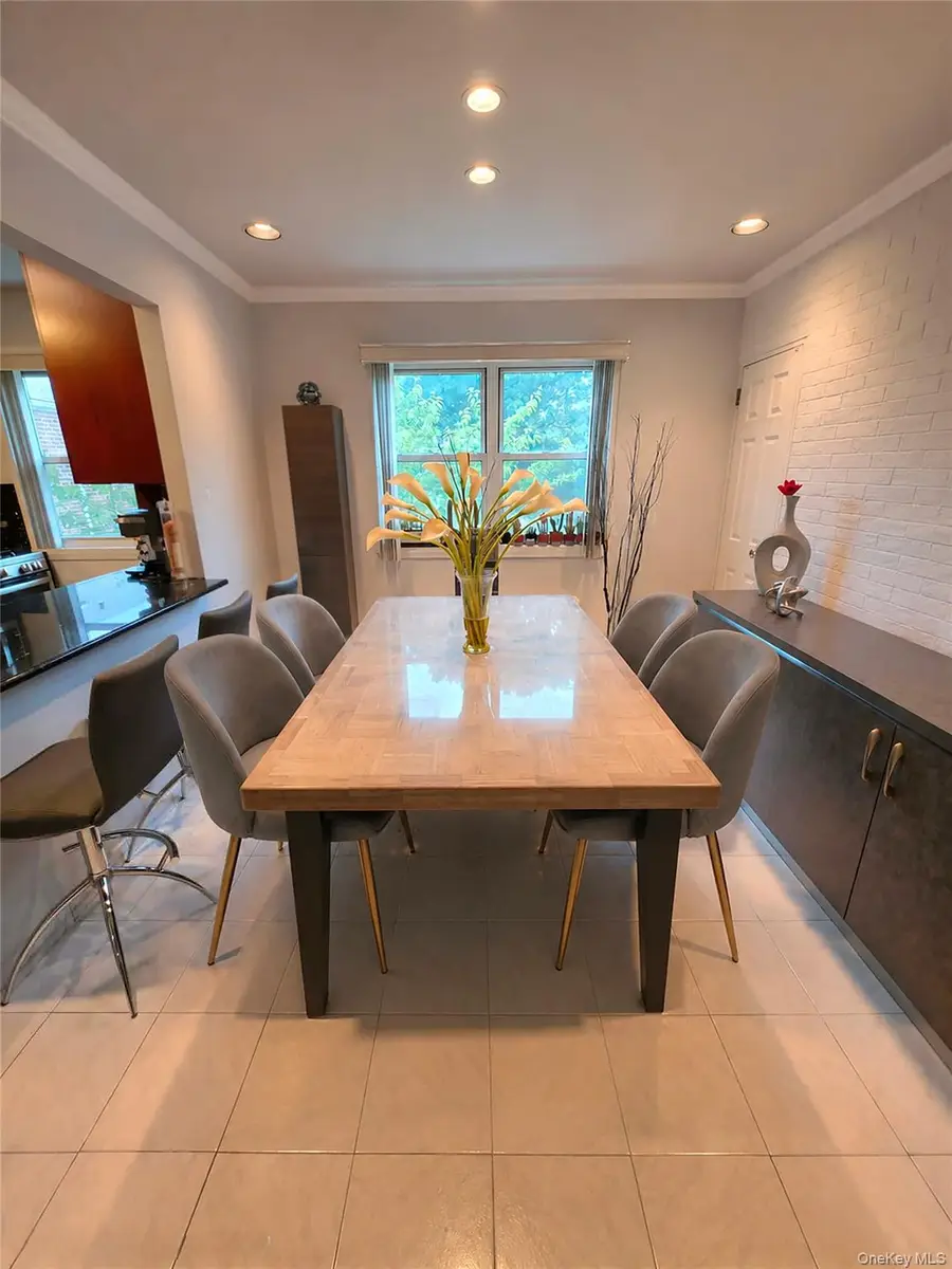 89-35 Shore Parkway #4, Howard Beach, NY 11414 - #3