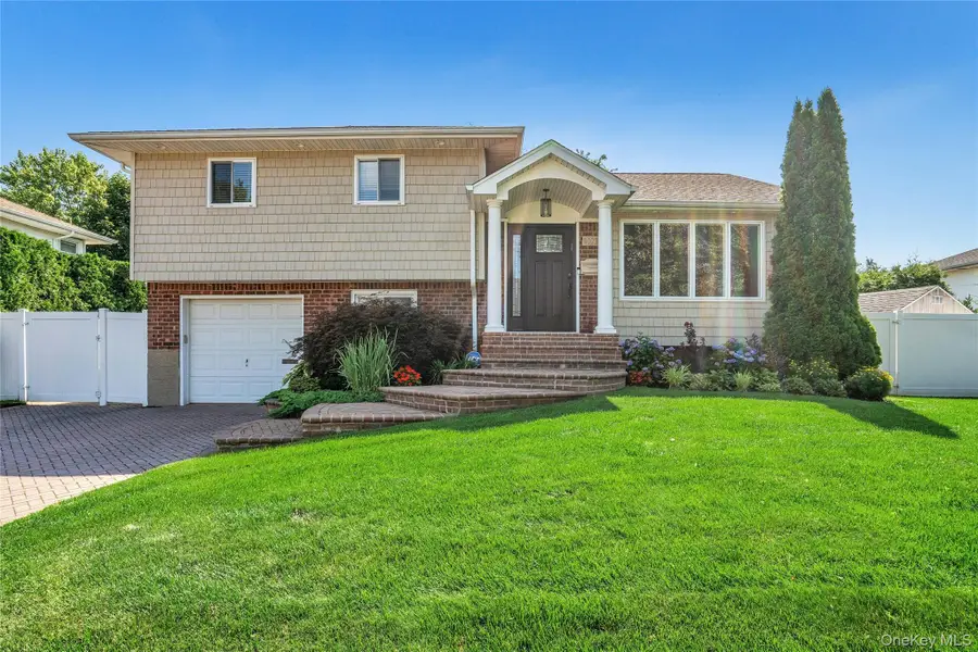 109 Plymouth Road, Plainview, NY 11803 - #2