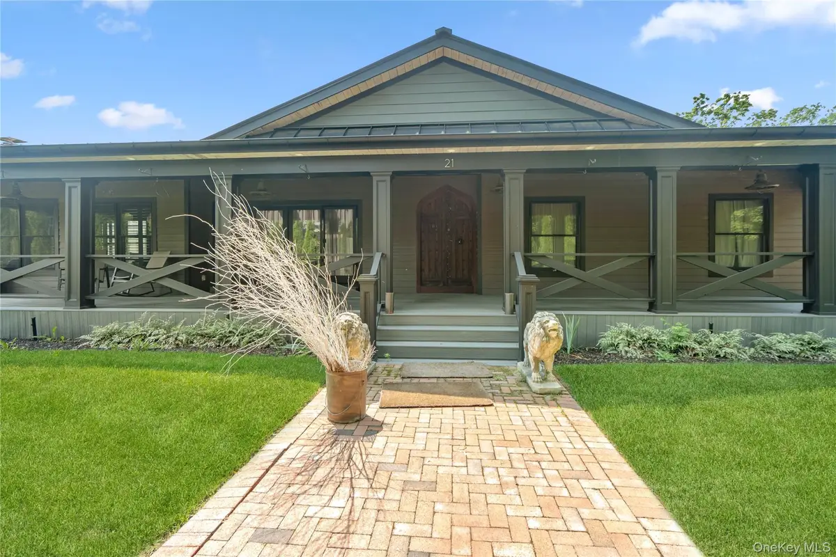 21 Princess, Oakdale, NY 11769 - #1