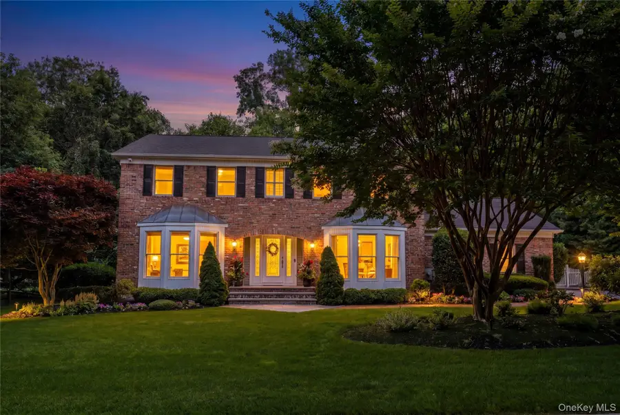 8 Quaker Hill Road, Stony Brook, NY 11790 - #2