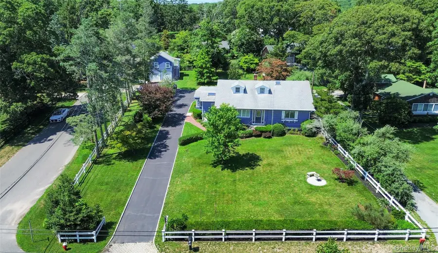 8275 Skunk Lane, Cutchogue, NY 11935 - #2