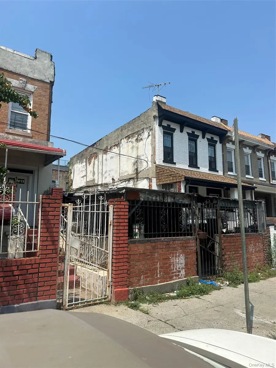 133 Dumont Avenue, Brooklyn, NY 11212 - #3