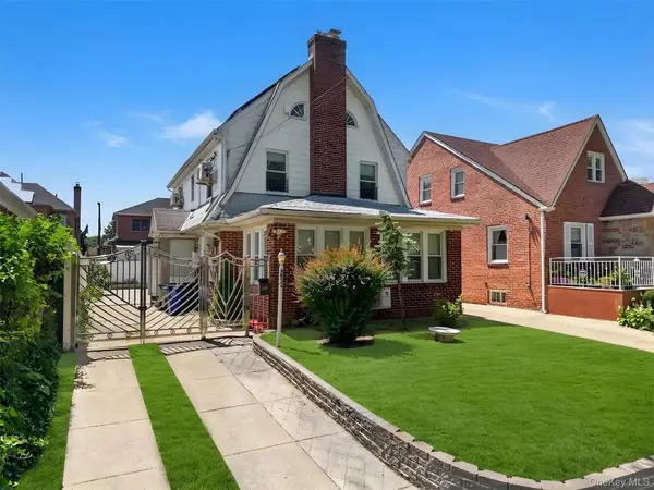 3822 205th Street, Bayside, NY 11361