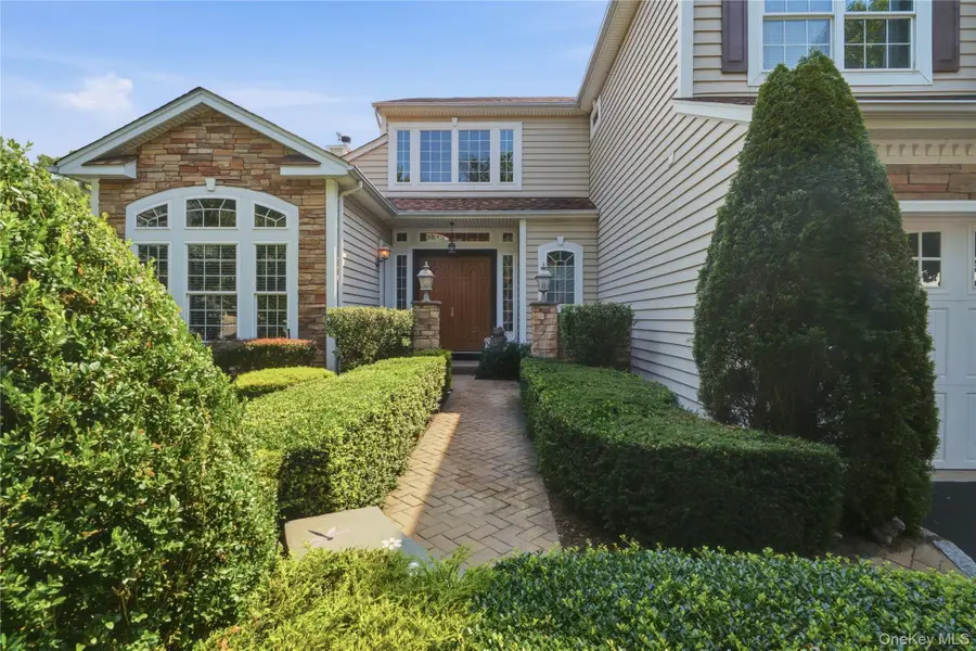 35 Monterrey Drive, Saint James, NY 11780 - #2