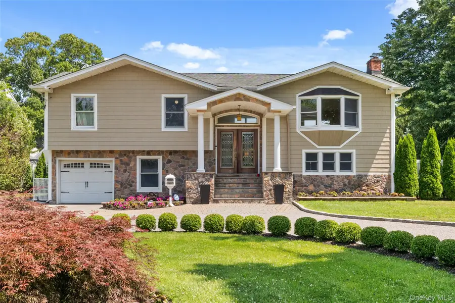 236 Windsor Avenue, Brightwaters, NY 11718 - #2