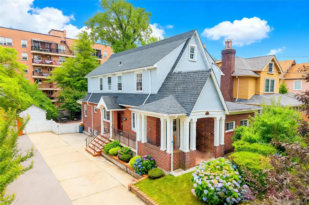 609 161st Street, Whitestone, NY 11357 - #1