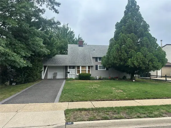 94 Willowood Drive, Wantagh, NY 11793