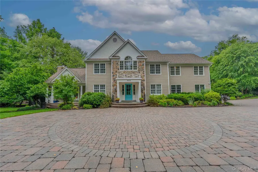6 Maureen Drive, Mount Sinai, NY 11766 - #2