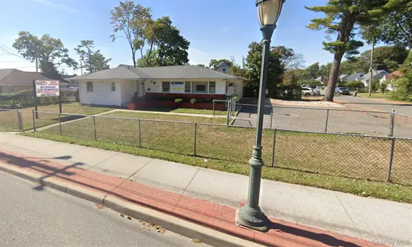 16 Washington Avenue, Brentwood, NY 11717