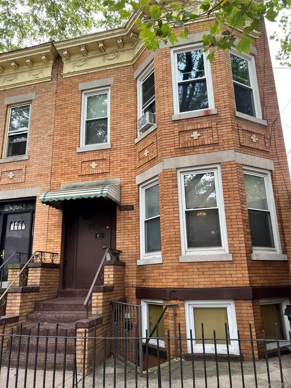 79-36 77 Avenue, Glendale, NY 11385