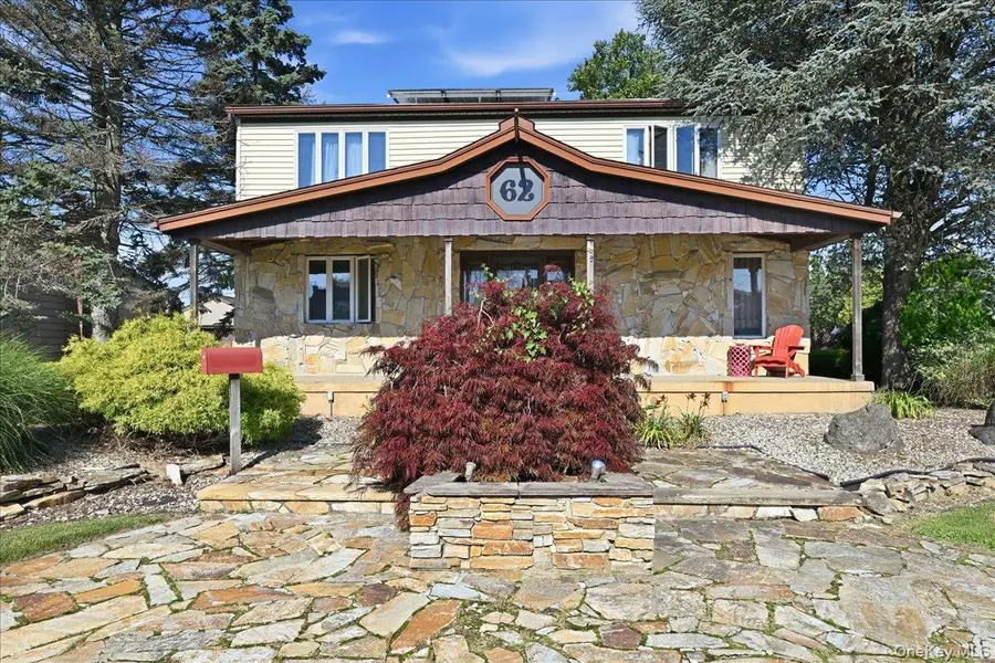 62 Linden Boulevard, Hicksville, NY 11801 - #2