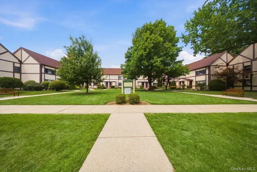 107 15th Street #F1, Garden City, NY 11530 - #3