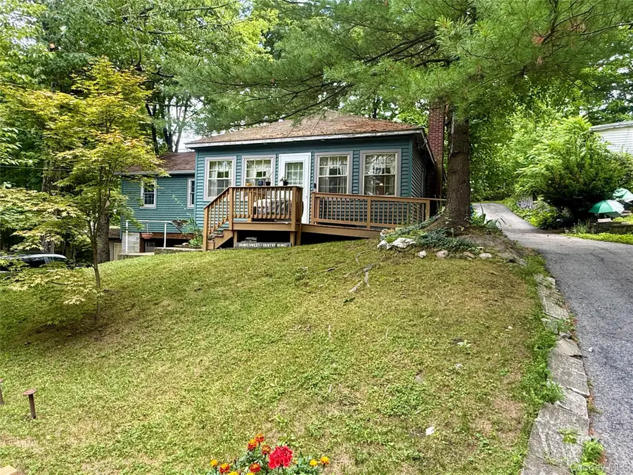 29 White Street, Highland, NY 12528 - #3