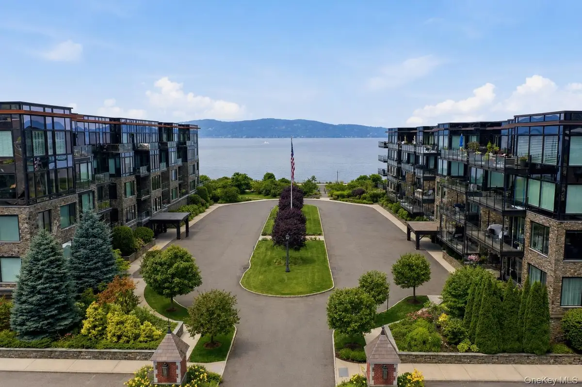 16 Rivers Edge Drive #201, Tarrytown, NY 10591 - #1