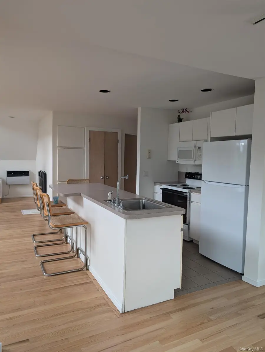 31 Ivy Avenue, Seaview, NY 11770 - #2