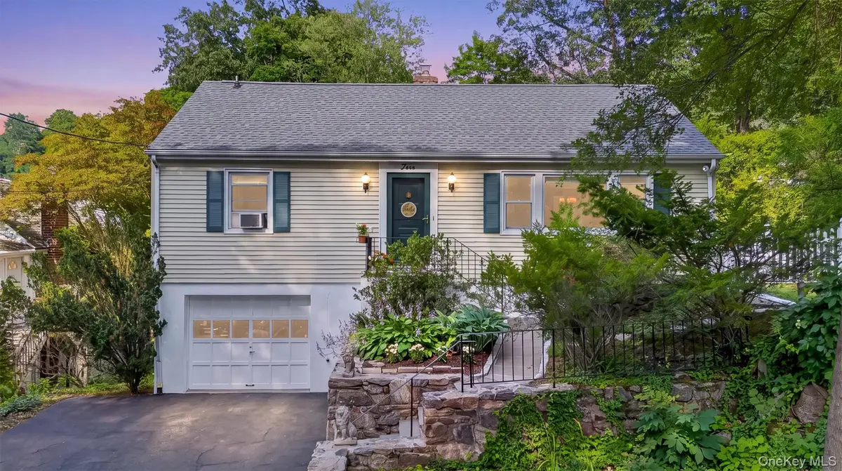 4 Denim Place, White Plains, NY 10603 - #1