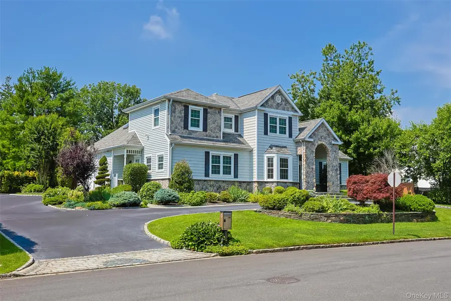 8 Parkview Drive, Jericho, NY 11753 - #3
