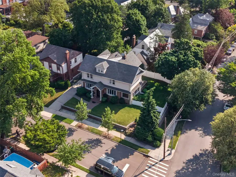 8433 Wareham Place, Jamaica, NY 11432 - #3