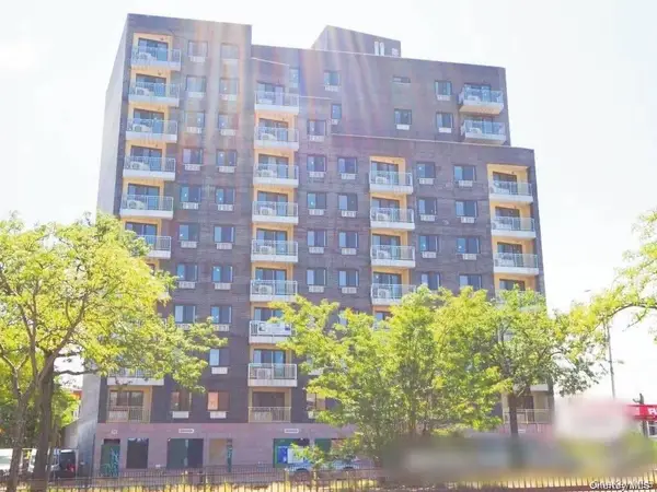 7026 Queens Boulevard #7C, Woodside, NY 11377