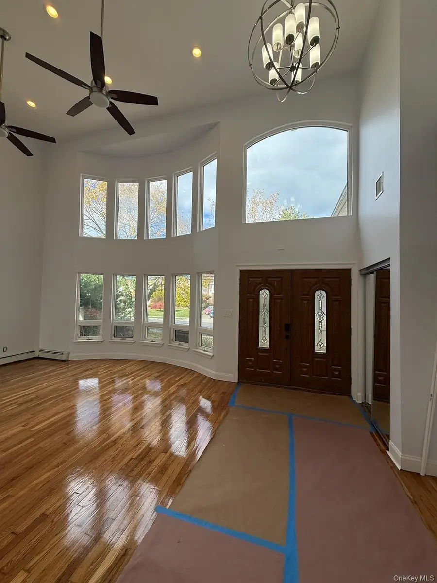 186 E Pennywood Avenue, Roosevelt, NY 11575 - #3