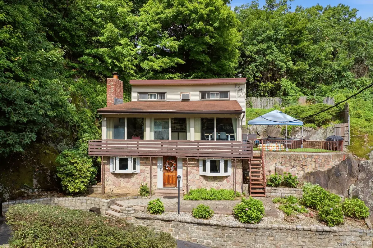 25 Chatham Terrace, Yonkers, NY 10710 - #1